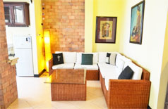 02 bedroom apartment in Nguyen Truong To street, Ba Dinh 