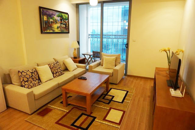2 bedroom fully furnished apartment in high floor of Vinhomes 