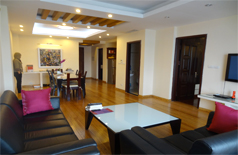 Apartment with lake view for rent in Xuan Dieu