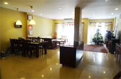 Beautiful house for rent in Lac Long Quan road, Tay Ho district 