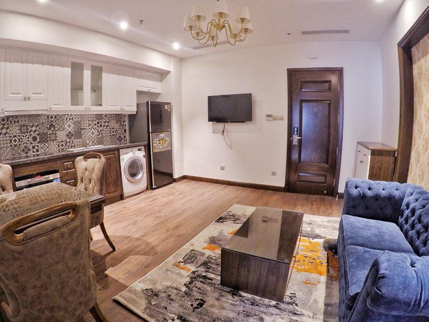 Brand new apartment in Tran Quoc Toan for rent 