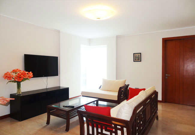 Bright apartment in L building for rent, Ciputra 