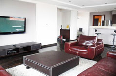 Bright apartment with large terrace for rent, near West lake 