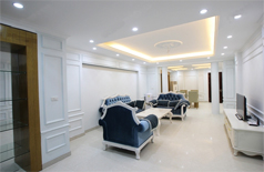 Căn hộ cực kỳ mới với nội thất sang trọng tại Thụy Khuê 