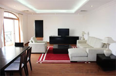 Căn hộ dịch vụ 3 phòng ngủ ở tòa Skyline, Trúc Bạch cho thuê