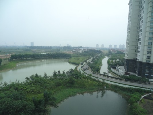 Căn hộ tầng trên cùng , chưa đồ