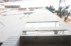 Cho thuê nhà 3 phòng ngủ rộng rãi ở Âu Cơ,Tây Hồ.