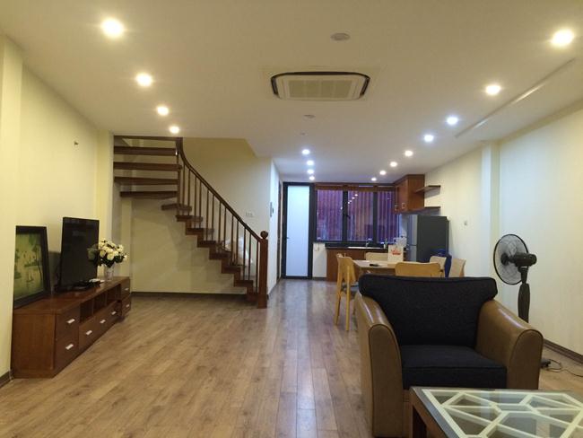 Duplex apartment in Le Van Huu for rent 