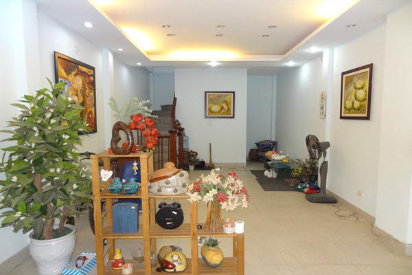 Fully furnished house in Kham Thien for rent 