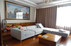 Nhà cho thuê nhìn ra hồ Tây 