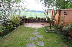 Nhà gần công viên nước hồ Tây cho thuê 