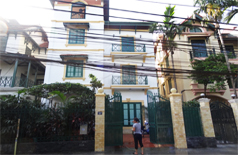 Nhà mặt hồ trên đường Đặng Thai Mai