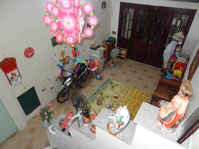 Nice and cozy house in Hao Nam, Dong Da district for rent 