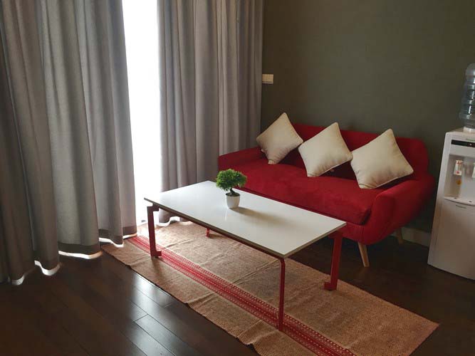 Studio apartment at high floor of Lancaster building