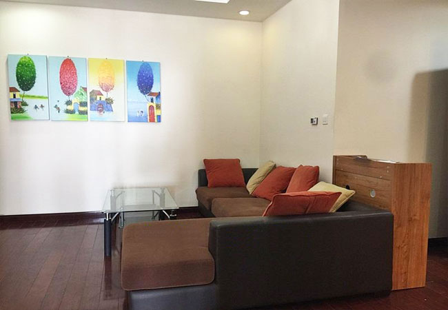 Three bedroom apartment in Royal City urban area for rent 