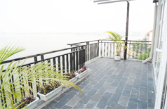 Unique and beautiful West lake view from Hanoi apartment 